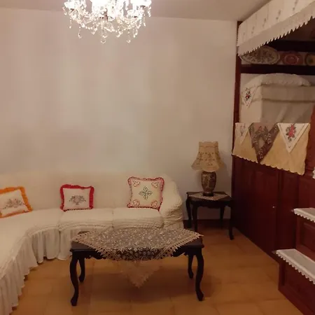 Aperi Village House Holiday home Voladha