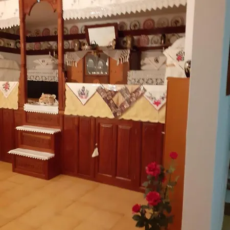 Aperi Village House بيت للعطل Voládha