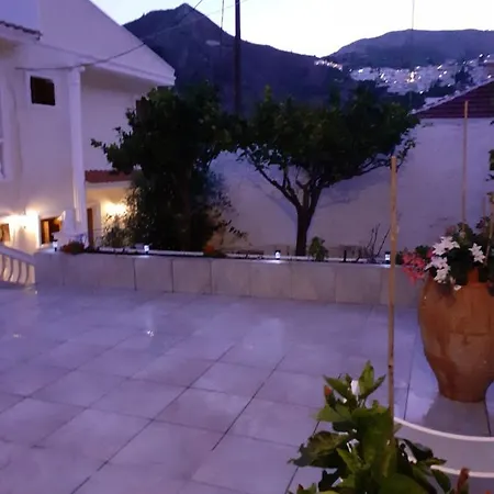 Aperi Village House Voládha