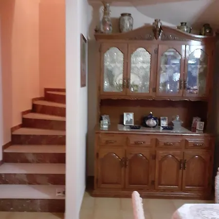Aperi Village House